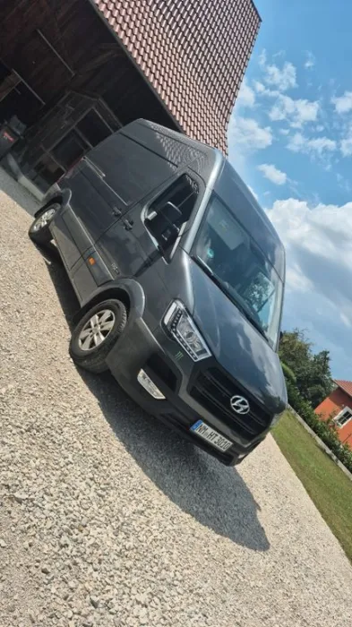 Hyundai H350