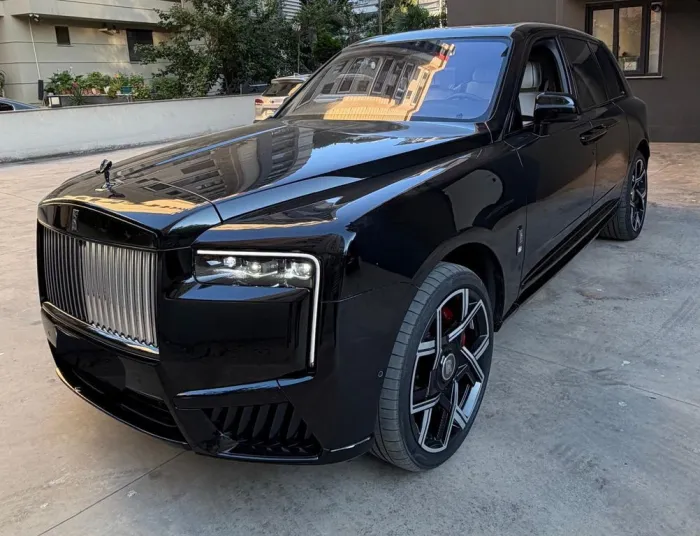 Rolls-Royce Cullinan Black Badge
