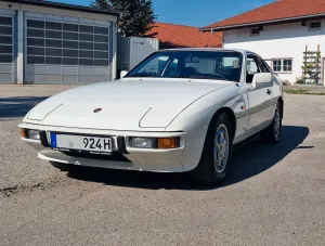 Porsche 924 S