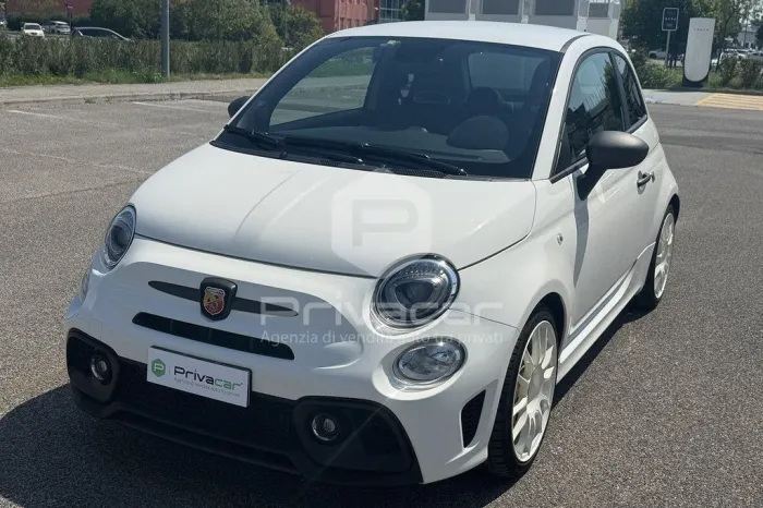 Abarth ABARTH 695 1.4 Turbo T-Jet 180 CV