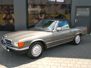Mercedes-Benz SL 560 sehr gepflegt wenig Kilometer