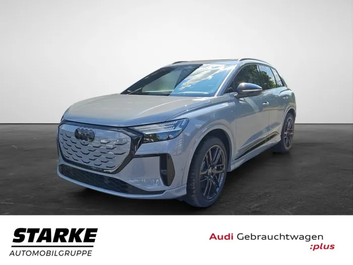 Audi Q4 SUV e-tron quattro performance S line  HeadUp