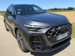 Audi SQ5 Vollausst./Luft/STHZ/AHK/Pano/Techpro/5J.Gar