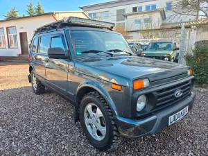 Lada Taiga 5-trg. Urban 4x4*AHK*SHZ*1 Hand*