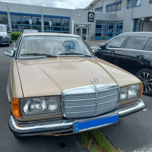 Mercedes-Benz CE 230 Coupé, sehr gut gepflegt