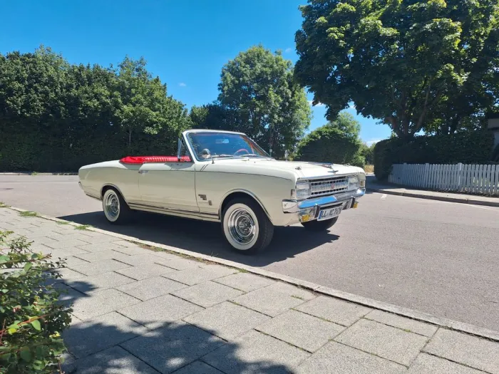 Opel Commodore