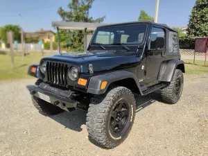 Jeep Wrangler 2.5 Soft top 4 posti