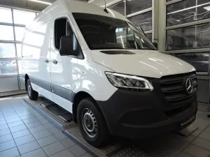 Mercedes-Benz eSprinter 314 Kasten SELECT MBUX+LED+Cam+Navi