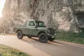 Land Rover 109 V8