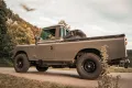 Land Rover 109 V8