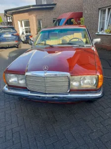 Mercedes-Benz Mercedes Coupe 230 CE EZ 1981 TÜV 7/28 und...