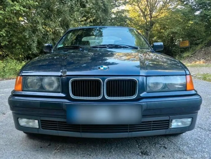 BMW E36 328i Cabriolet BJ1996 TÜV Neu, H-G...