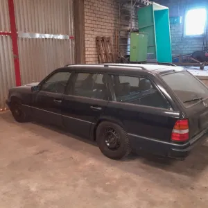 Mercedes-Benz Mercedes W124 E280 Kombi