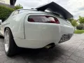 Porsche 928 S4