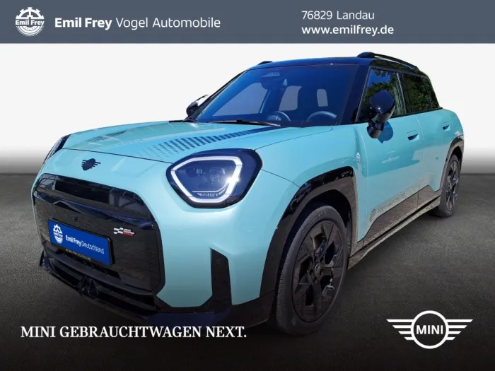 MINI Aceman SE John Cooper Works Trim