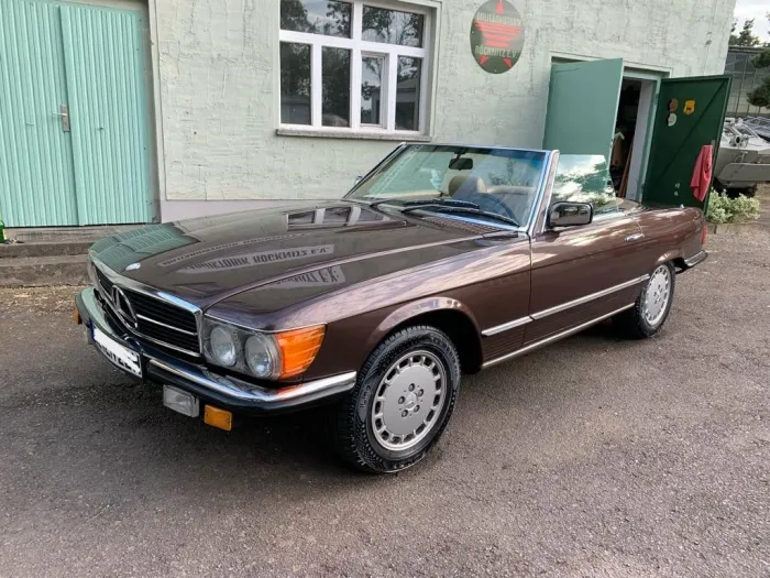 Mercedes-Benz 450 SL