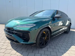 Lamborghini Urus SE FULL CARBON/B&O/MASSAGE/PANO
