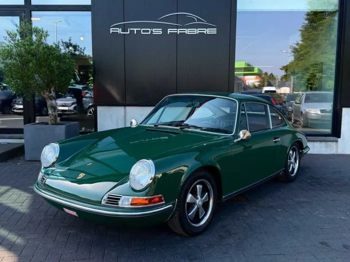 Porsche 912 Coupe 2 de eigenaar !!! Full restoratie