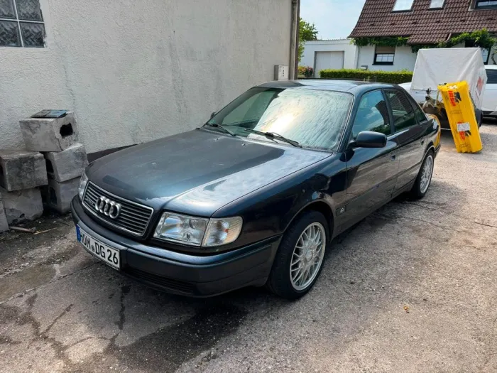 Audi 100 2.6  Quattro V6