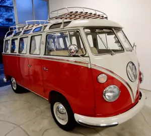 Volkswagen T1 Bus Bulli *SAMBA* 23 Fenster 80PS S-Bremse