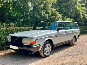 Volvo 240 2.3i GLT Estate Pullman - Sammlerzustand 