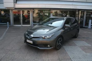 Toyota TOYOTA Auris Touring Sports 1.8 Hybrid Lounge