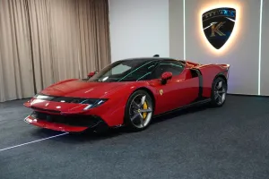 Ferrari 849 TESTAROSSA/LIFT/PASSENGER DISPLAY/RACINGS.!