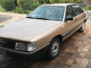Audi 100 CS Automatik H Kennzeichen Oldtim...