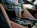 Bentley Bentayga EWB Azure V8 4.0 550hp