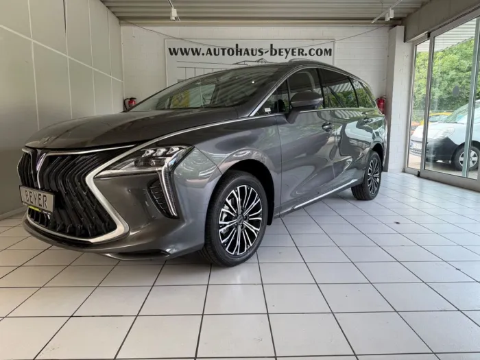 DFM Forthing 4 PHEV