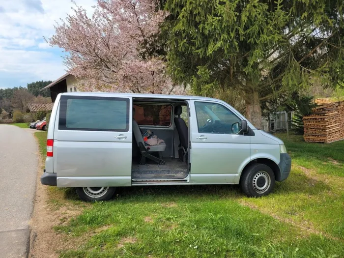 Volkswagen T5 Caravelle