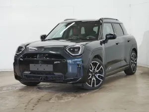 MINI Aceman SE JCW Trim 19