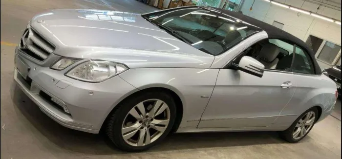 Mercedes-Benz E 250 CGI Cabrio BlueEfficiency Avantgarde TÜV N