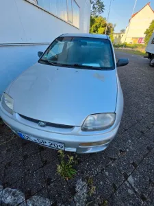 Mazda 323 C 1.5 Comfort Comfort