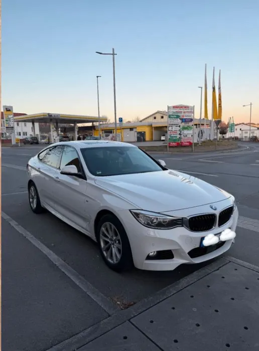 BMW 335d GT X-Drive M-Paket Pano*HeadUp TÜ...