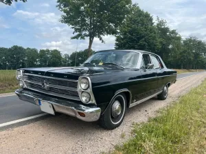 Ford Fairlane 500 4-Door Sedan