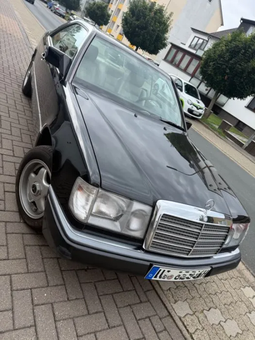 Mercedes-Benz CE 300