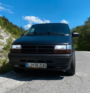 Chrysler Voyager 2.5 TD -