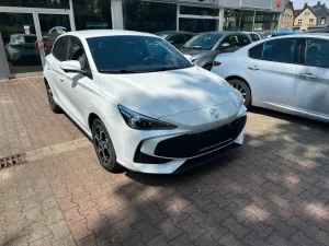 MG3 Hybrid+ Luxury Vollhybrid, 360° Kamera, LED