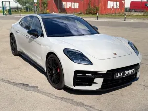 Porsche Panamera GTS