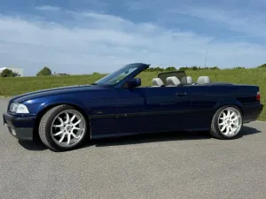 BMW E36 Cabriolet 328i , Oldtimer mit H-Ke...