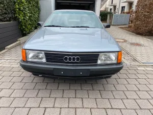 Audi Schöner 100 2.3 5 Zyl. (Typ44)