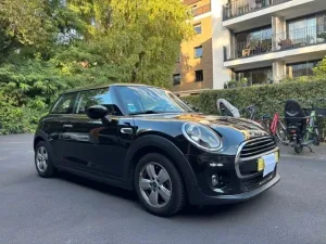MINI Sehr gepflegter MINI One in Midnight Black