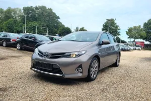 Toyota Auris Hybrid Start Edition*R-Cam*Klima*SZH*8xLMF