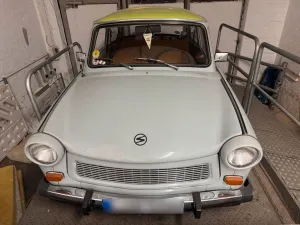 Trabant / Trabi / Leder / Liebhaberstück