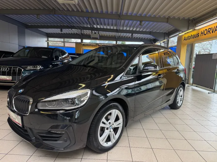 BMW 216 Advantage*Navi*LED*DAB*2. Hd*PDC*Tempomat