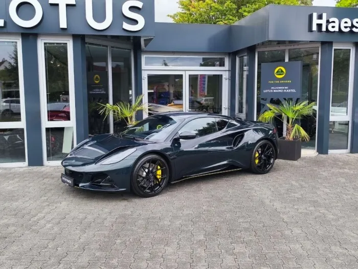 Lotus Emira V6 Racing Line Dark Verdant - by LOTUS HAE