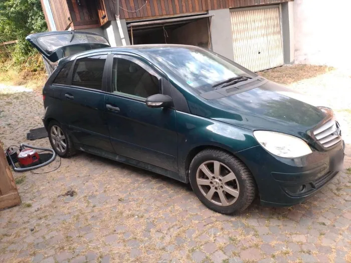 Mercedes-Benz REDUZIERTMercedes B 150 mit Austausch Moto...