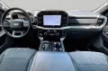 Ford F 150 Lightning XLT 2025 schwarz im Vorlauf
