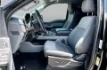 Ford F 150 Lightning XLT 2025 schwarz im Vorlauf